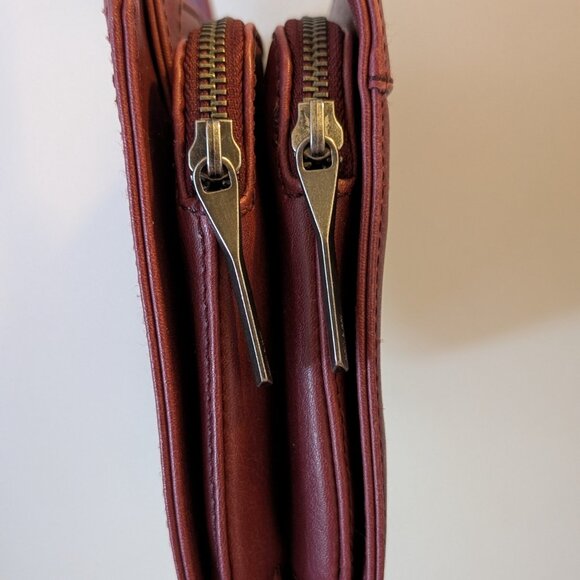 Matt & Nat Castell Vintage Crossbody Bag - Cerise - Picture 3 of 9